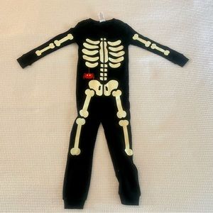 NWT Gymboree 2T skeleton onesie with zipper.  Pjs but can also be worn out.